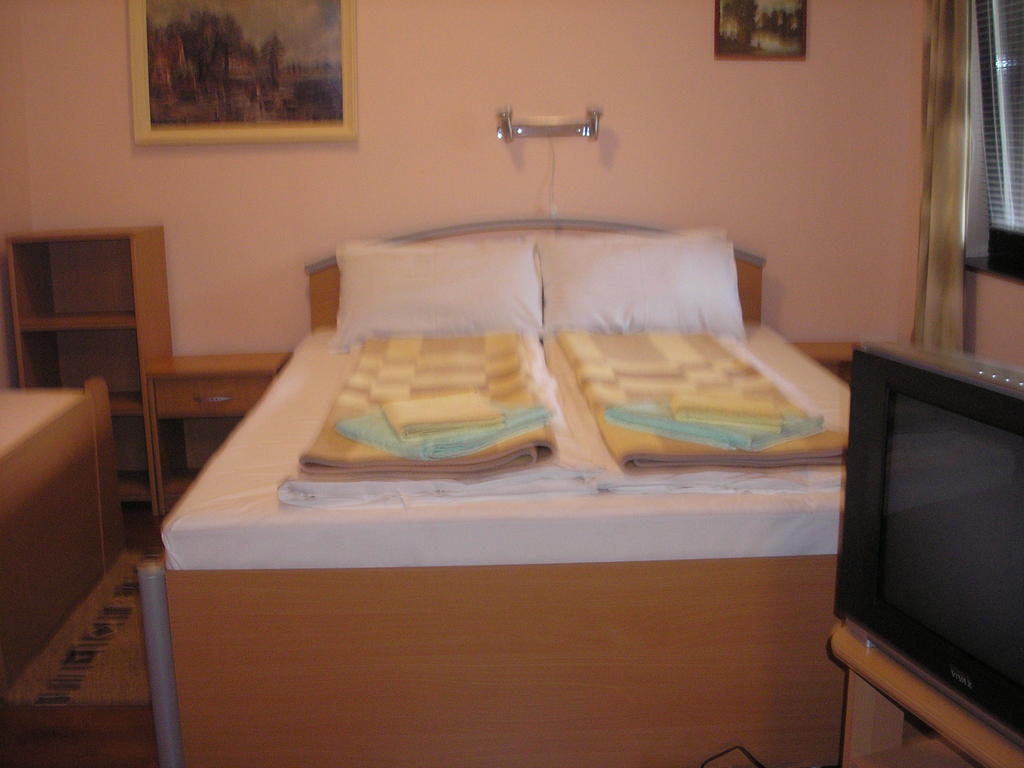 Stara Breza 1 Rooms 帕利克 客房 照片